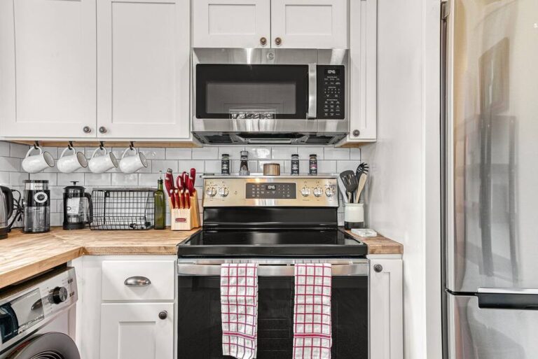 btrtL8lPWIX8ops71buujtXDF6GFglRwySjGM6UP